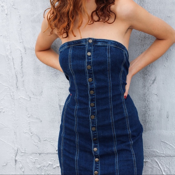 urban outfitters denim strapless dress - Picture 3 of 4